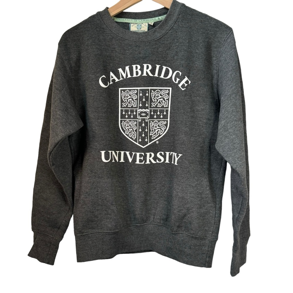 Cambridge University Official Gray Pullover Sweatshirt Size Small Coat of Arms